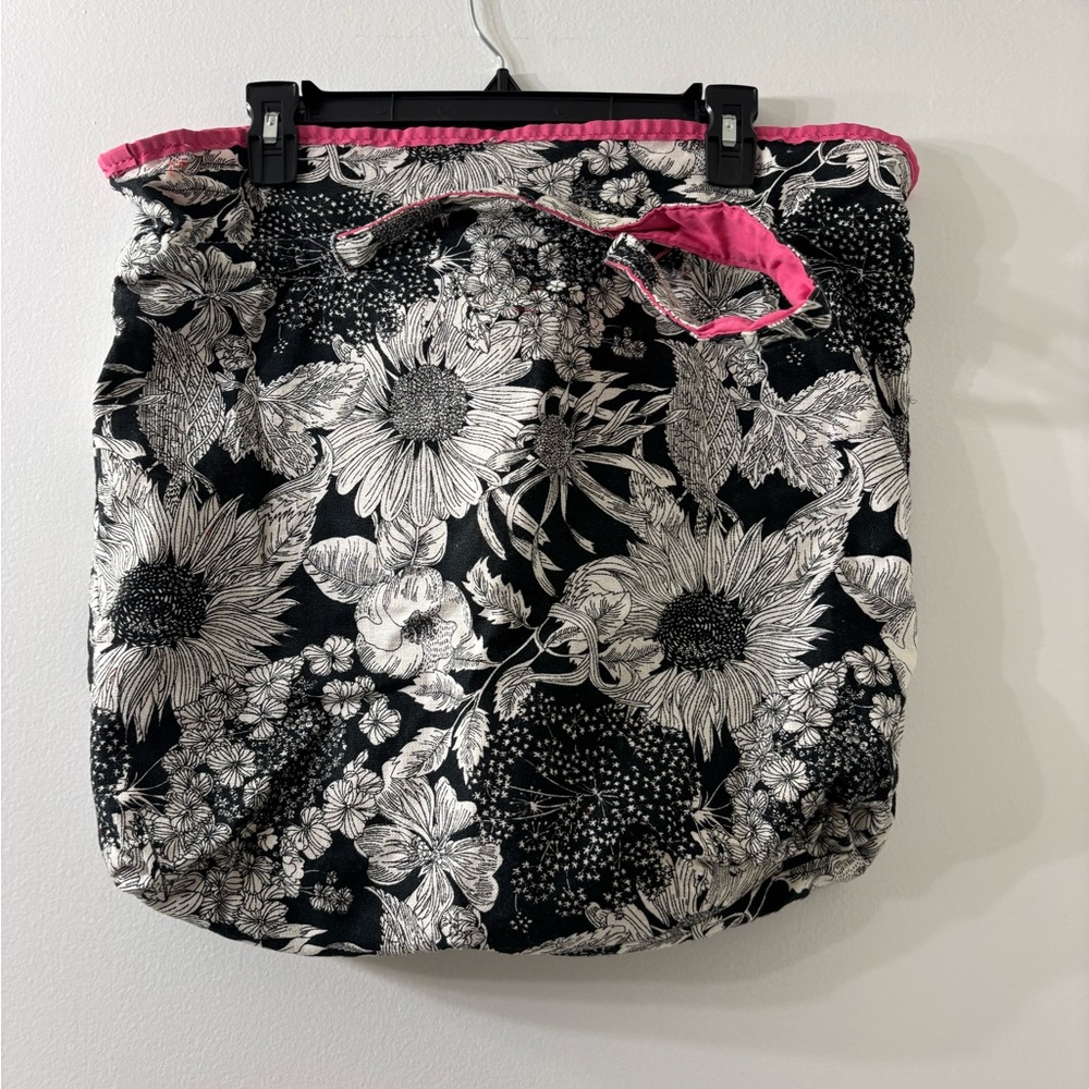 Floral Black and White Tote Bag